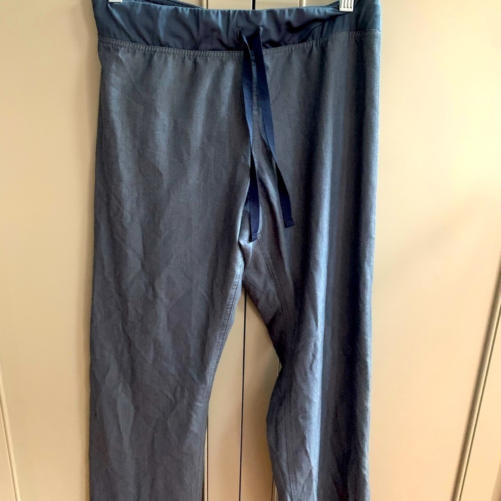 Figs technical collection pants Sz small